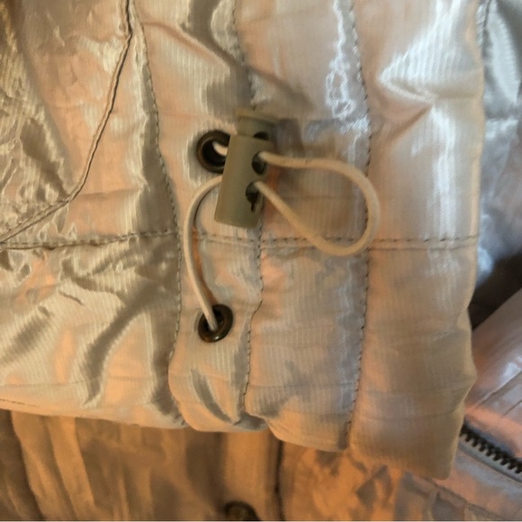 BKE by Buckle Fur Collar, Snap Front, Pockets Zip, Cinch Sleeves STUNNING JACKET - Picture 7 of 11